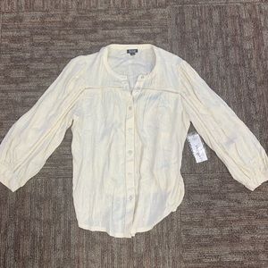 Brand new flowy shirt